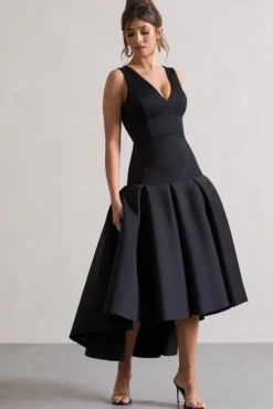 Amoret | Black Plunge-Neck Maxi Dress With Volume Hem