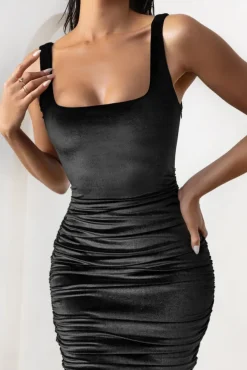 Beauty | Black Velvet Square Neck Bodycon Midi Dress