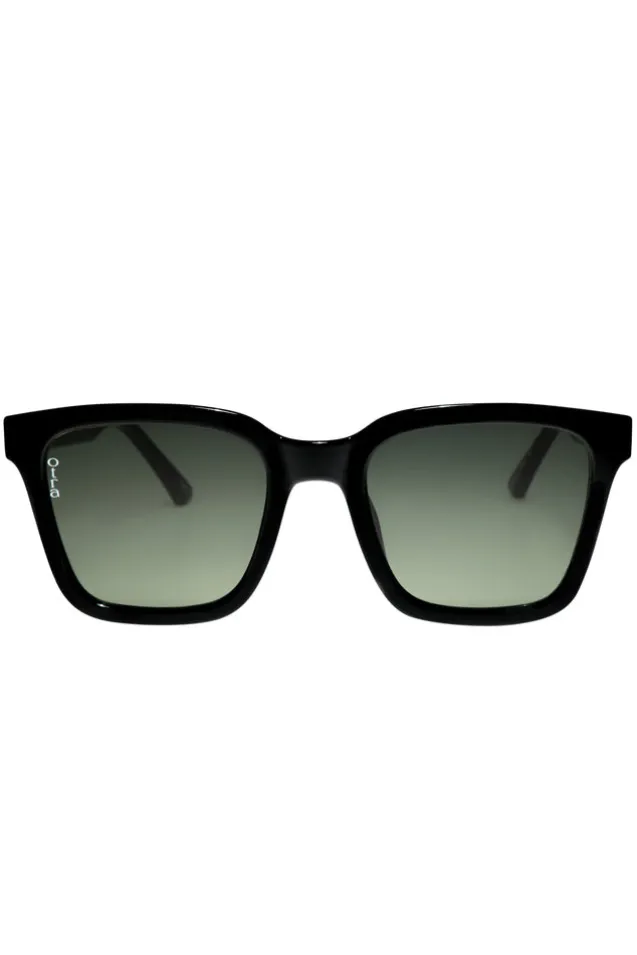 Fyn | Otra Black Oversized Classic Square Sunglasses