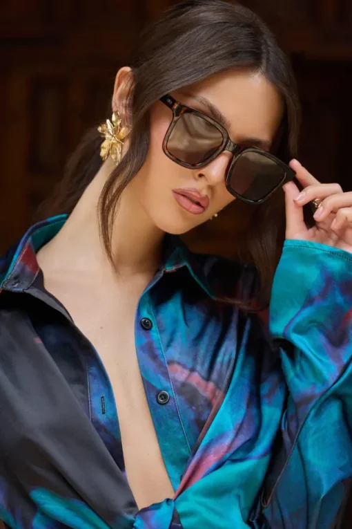 Fyn | Otra Tortoiseshell Oversized Classic Square Sunglasses