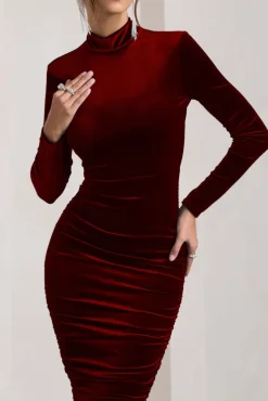 Joanna | Berry Velvet High-Neck Backless Midi Dress