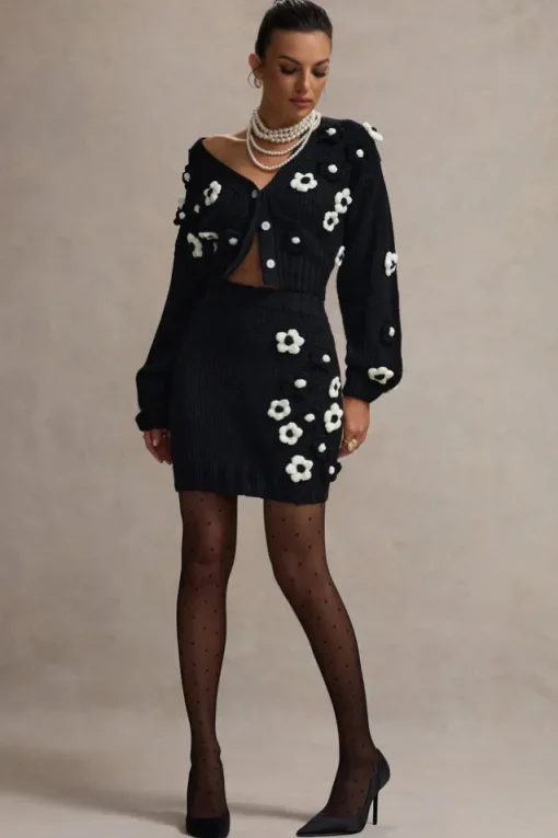 Louvre | Black u0026 White Knit Cropped Floral Cardigan
