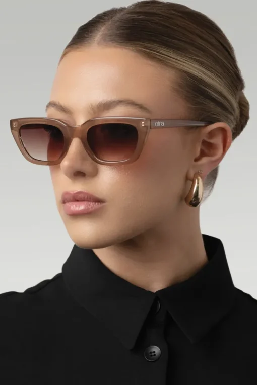 Nove | Otra Brown Slim Rounded Cat Eye Sunglasses