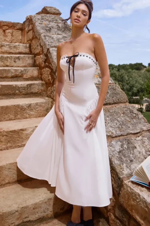 Serrenti | White Poplin Strapless Lace Detail Midi Dress With Volume Skirt