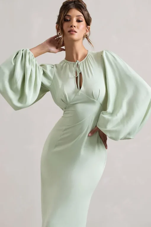 Wild Rose | Light Green Puff-Sleeve Cut-Out Maxi Dress